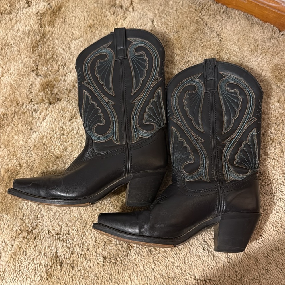 Laredo snip toe black and turquoise cowboy boots